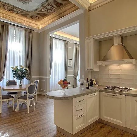Apartment Art Luxury Family Florence